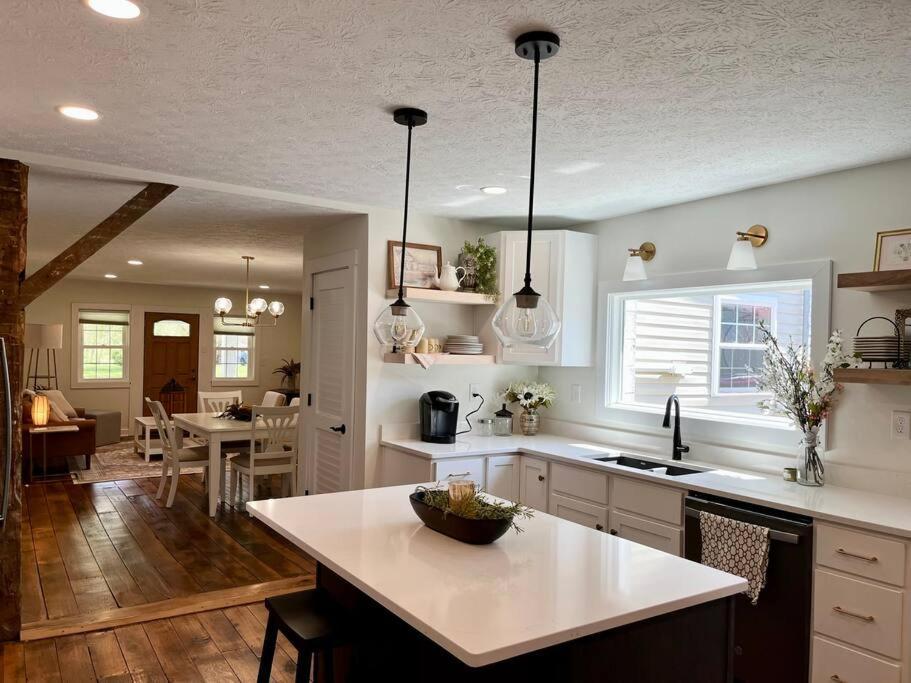 A Winfield Bungalow Dover Экстерьер фото
